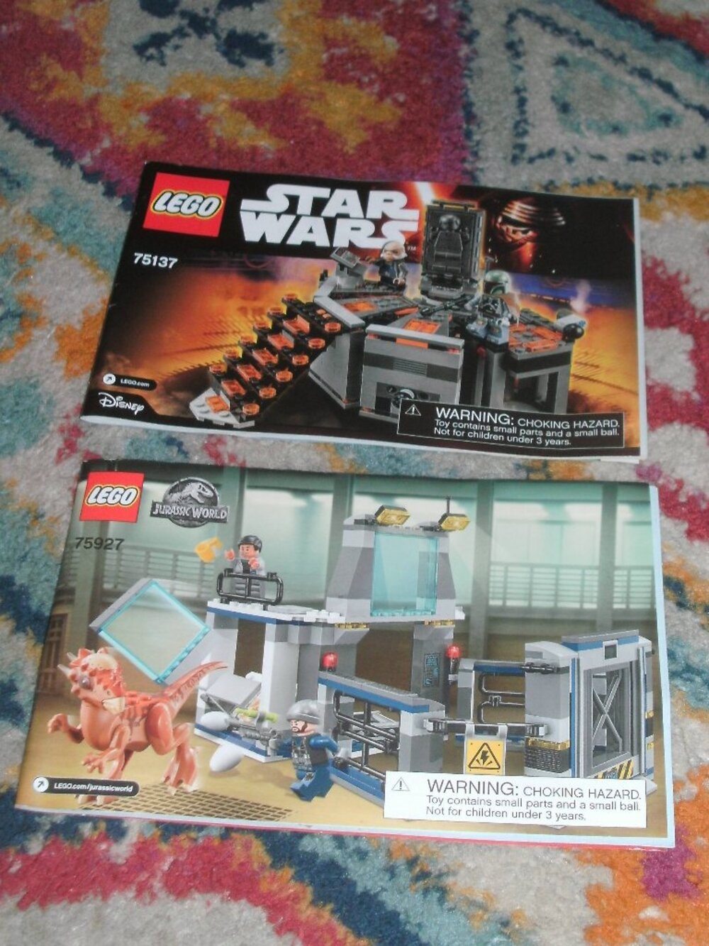 2 LEGO Instructional Manual Jurassic World 75927 Star Wars 75137 Carbon-Freezing